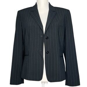 Tahari Arthur S Levine Women’s Suit Jacket Black Light Blue Pinstripes Size 12P